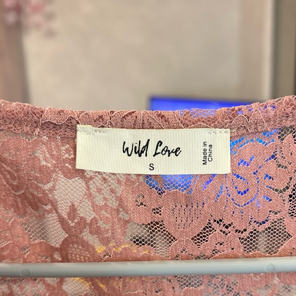 Wild Love Pink Lace Short Sleeve Blouse With Front Tie Woman’s Size Small - Picture 6 of 7